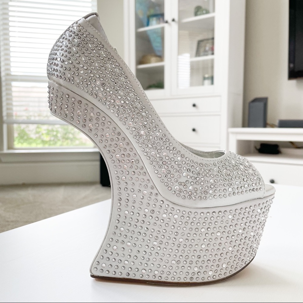 Mona Mia Silver Rhinestones Heels - Picture 2 of 10